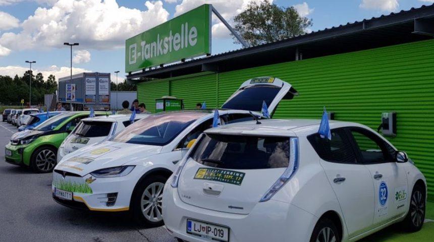 Jesenski dogodki v povezavi e-Mobilnostjo