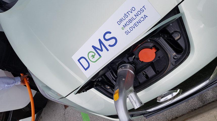 Preverjanje 60 polnilnih postaj za električna vozila