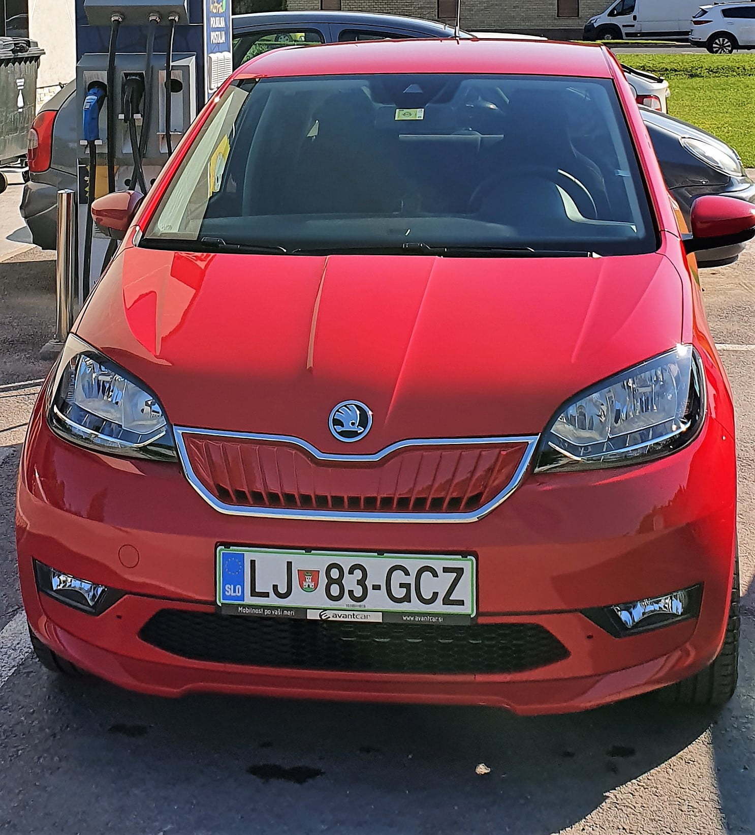 Pred odhodom iz Ljubljane napolnimo do 100 %