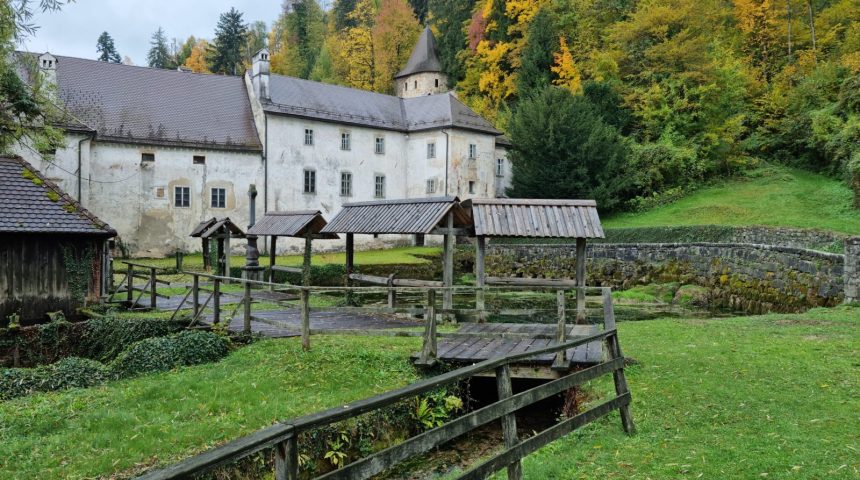 Vabilo na strokovno srečanje z javno razpravo