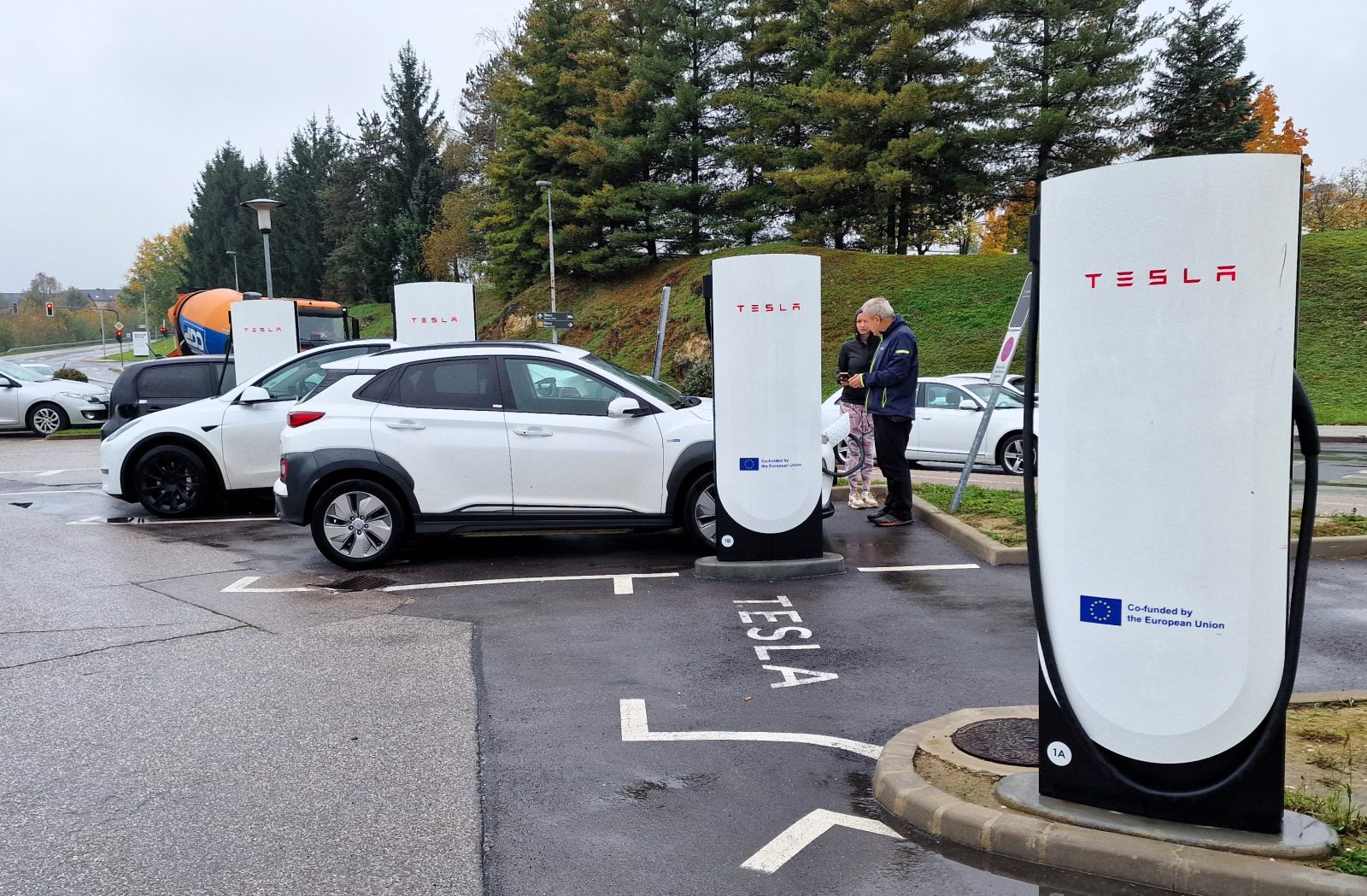Novo mesto, Tesla Supercharger