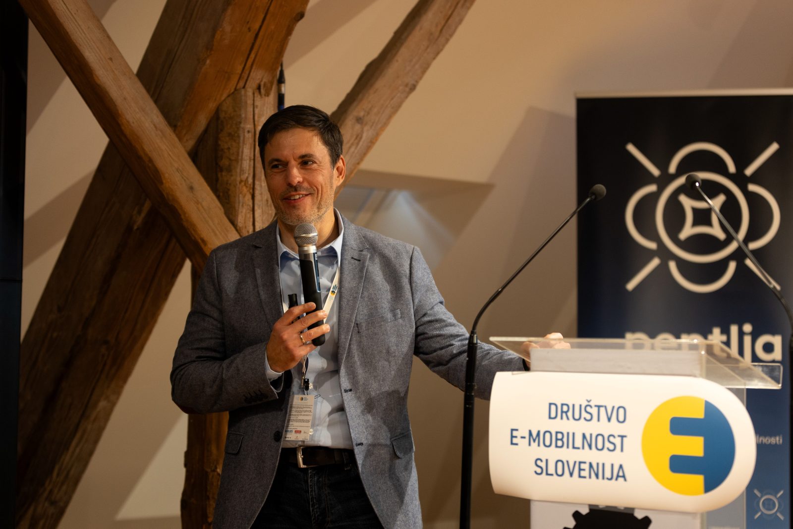 g. Tibor Antalóczy