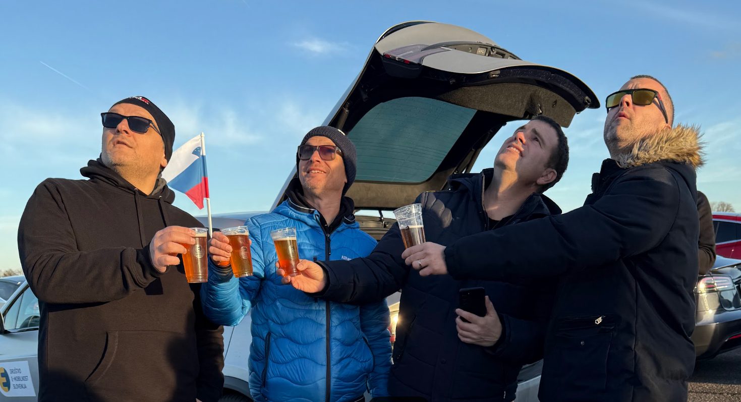 Pogled v »prihodnost«