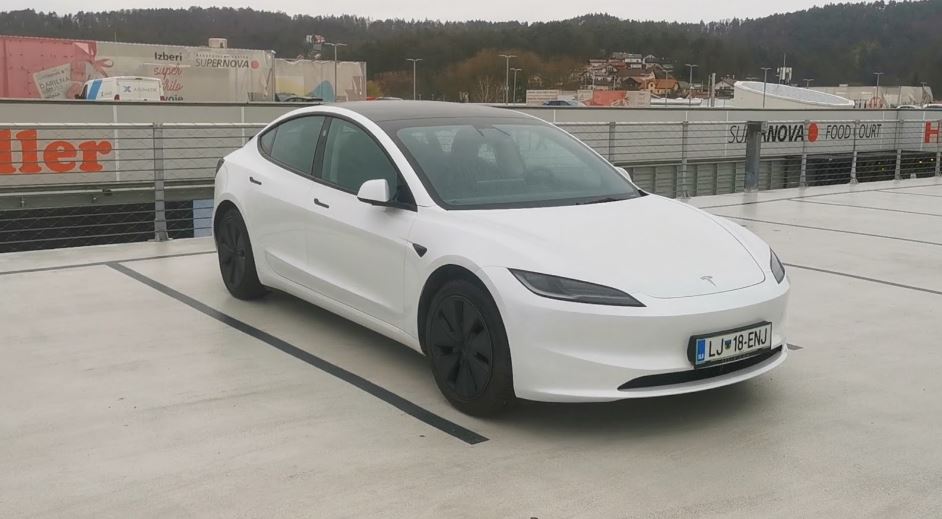 Tesla Model 3 Highland