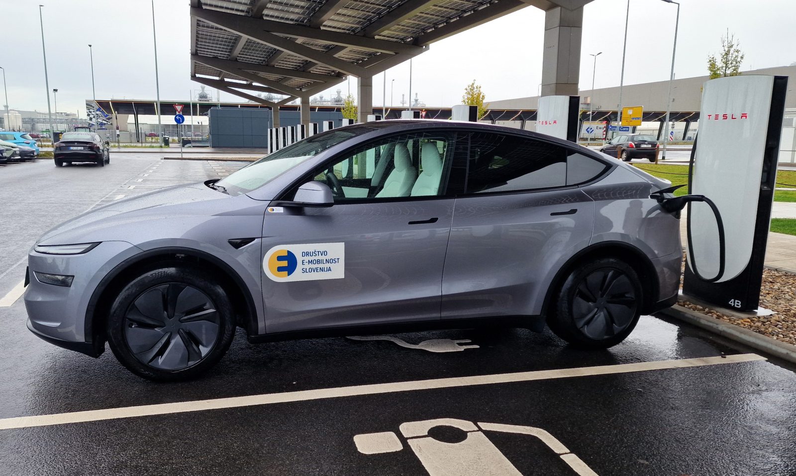 Prva na cilju pri Gigafactory Berlin
