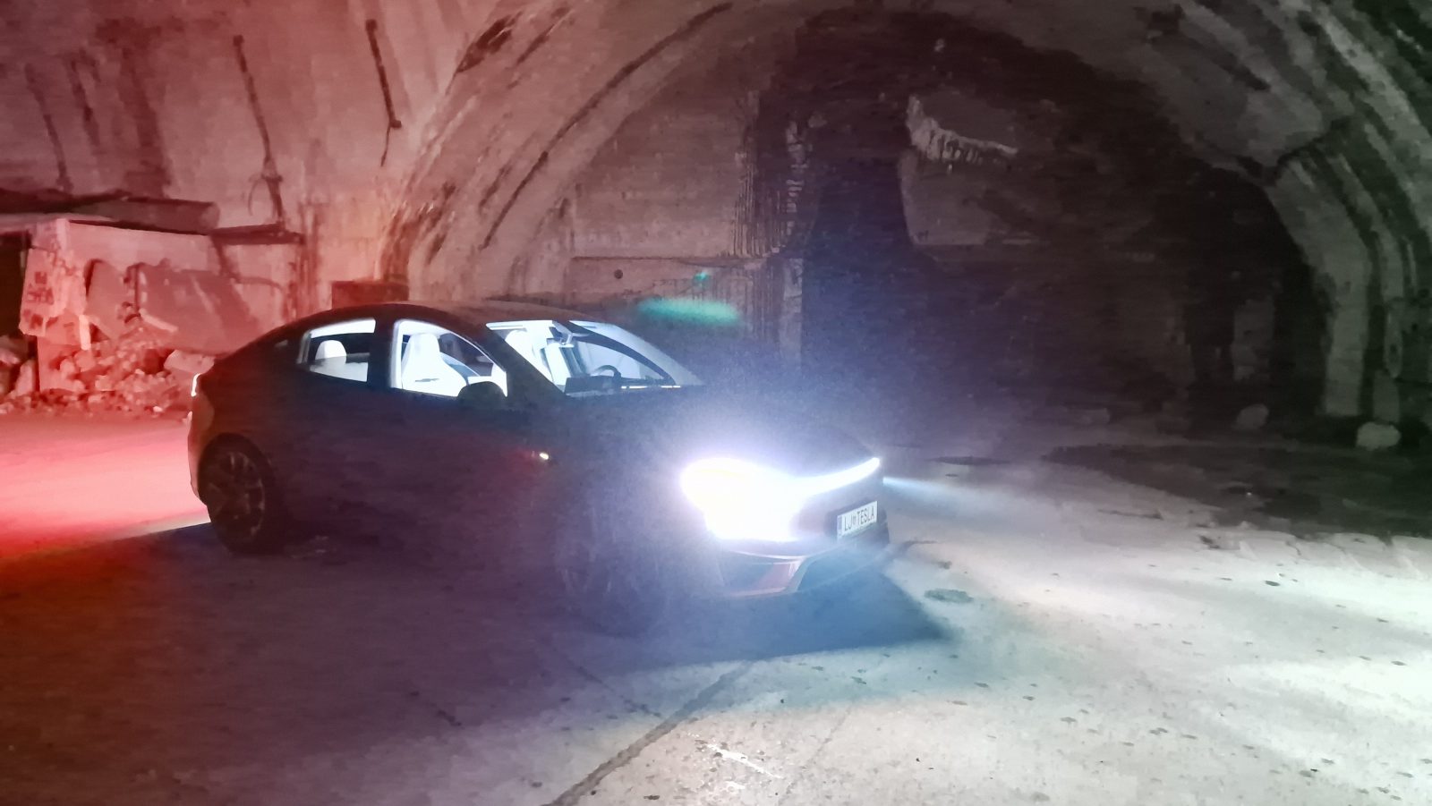 Globoko pod zemljo