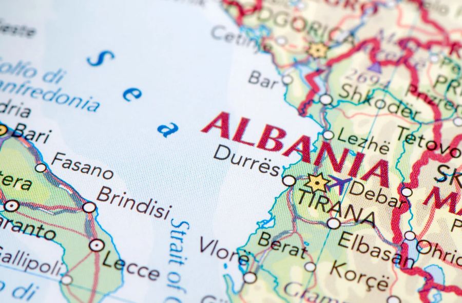 Albanija