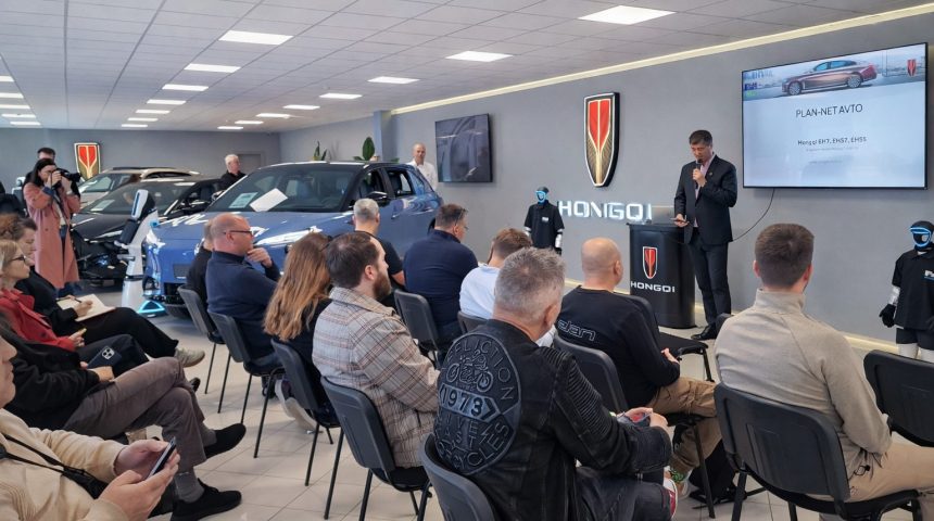 Plan-net Avto predstavil električne modele Hongqi: EH7, EHS7 in EHS5