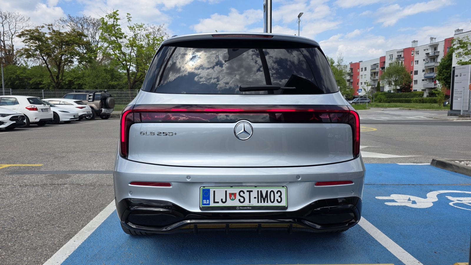 Mercedes GLB 250+ EQ