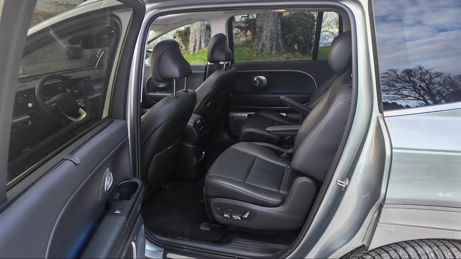 Hyundai Ioniq 9 – notranjost
