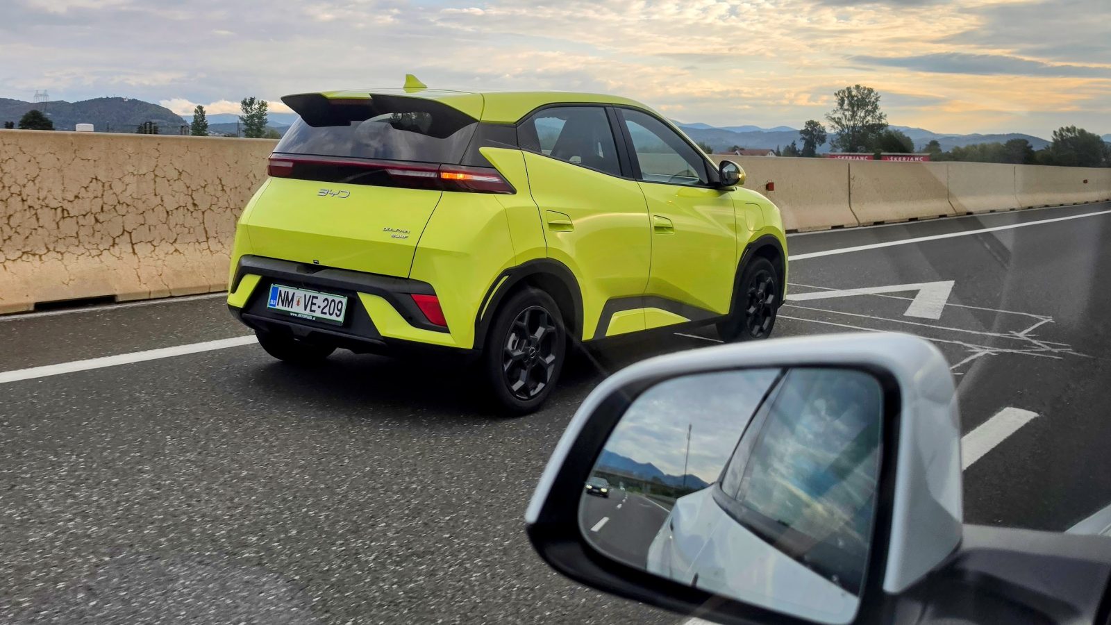 Električni avtomobil